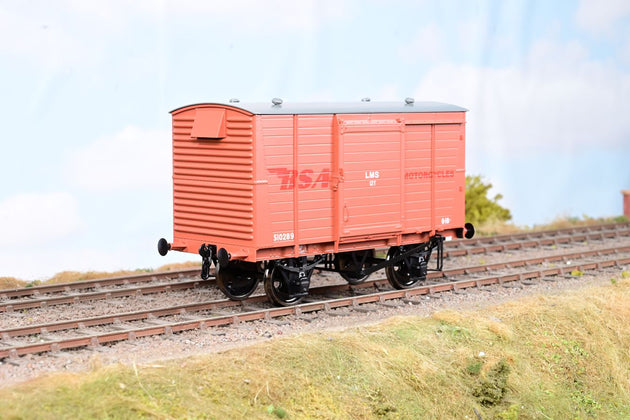 Dapol O Gauge 7F-065-009 'BSA Motorcycles' LMS 12T Van Bauxite No.510289 - Boxed