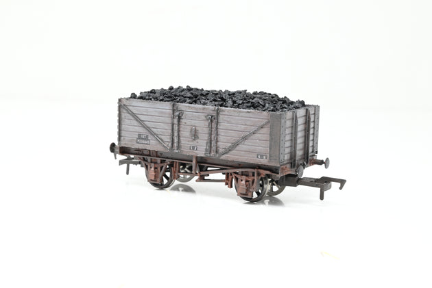 Dapol OO Gauge 4F-071-003 BR 7 Plank Wagon No.P238845 - Boxed