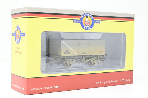 Oxford Rail OO Gauge OR76MW7015B BR Grey 7 Plank Wagon Weathered No.P72521 - Boxed