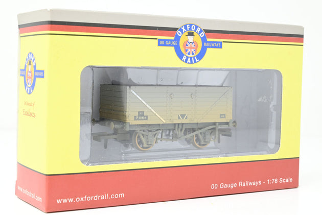 Oxford Rail OO Gauge OR76MW7015 BR Grey 7 Plank Wagon Weathered No.P75934 - Boxed