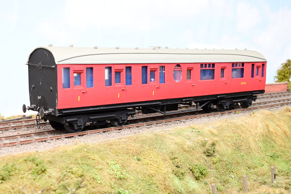 Kit Built O Gauge BR Red ex-LNER 1st/3rd Semi-corridor Lavatory Composite Coach No.E82743 - Unboxed