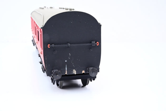 Kit Built O Gauge BR Red ex-LNER 1st/3rd Semi-corridor Lavatory Composite Coach No.E82743 - Unboxed
