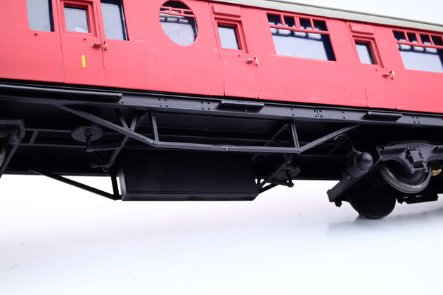 Kit Built O Gauge BR Red ex-LNER 1st/3rd Semi-corridor Lavatory Composite Coach No.E82743 - Unboxed