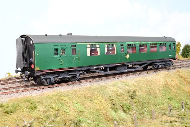 Kit Built O Gauge Rake of 2 BR (SR) Green Bullied Brake Composite Coaches