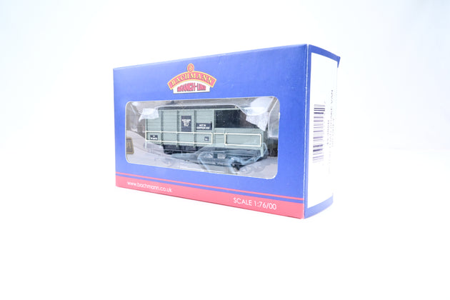 Bachmann OO Gauge 33-306B BR Grey 20T Toad Brake Van No.W68476 - Boxed