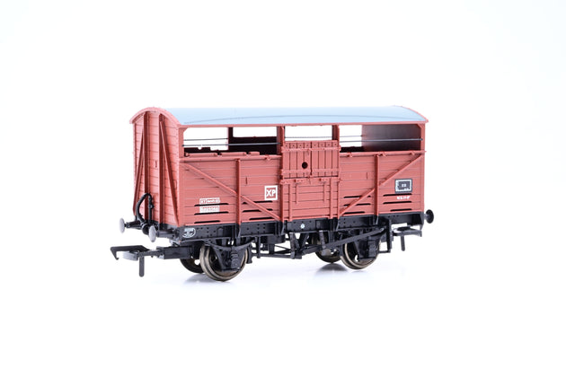 Bachmann OO Gauge 37-712A BR Bauxite 8T Cattle Wagon No.B893268 - Boxed