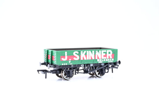 Bachmann OO Gauge 37-063 'J. Skinner' 5-Plank Open Wagon No.7 - Boxed