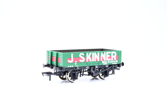Bachmann OO Gauge 37-063 'J. Skinner' 5-Plank Open Wagon No.7 - Boxed