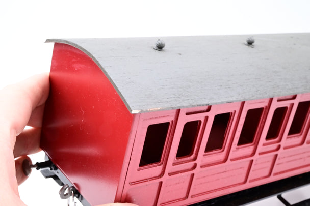 Kit Built Gauge 1 10mm Scale Rake of 3 4 Wheel Coaches - Unboxed