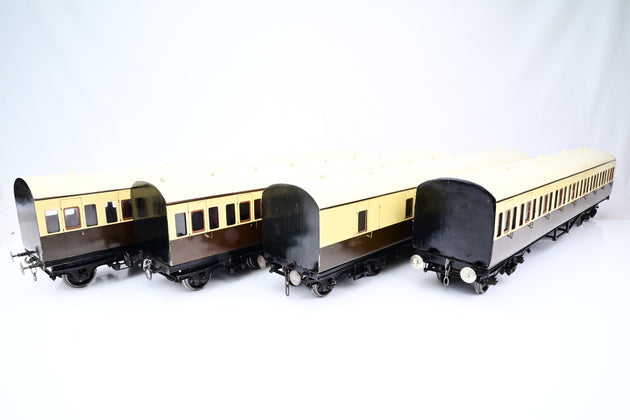 Kit Built Gauge 1 10mm Scale Rake of 4 GWR Suburban Coaches - Boxed