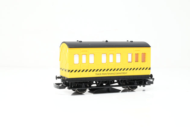Hornby OO Gauge R296 Track Cleaning Coach - Boxed