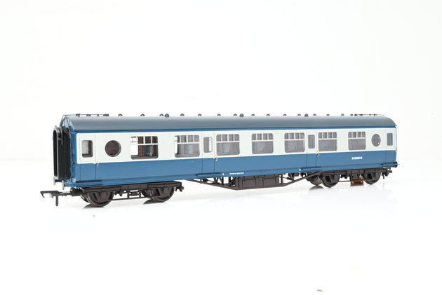 Bachmann OO Gauge 39-452A LMS 57ft Porthole Coach Corridor Second BR Blue & Grey No.M13135M - Boxed