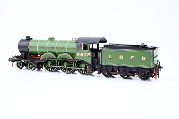 Hornby OO Gauge LNER B12 Class Locomotive No.8573 - DCC Sound & Smoke, Boxed