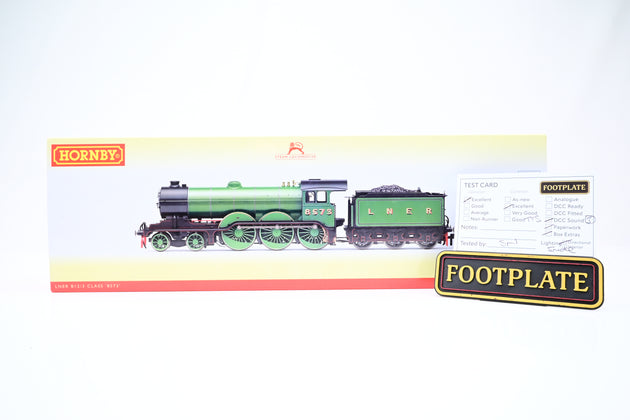 Hornby OO Gauge LNER B12 Class Locomotive No.8573 - DCC Sound & Smoke, Boxed