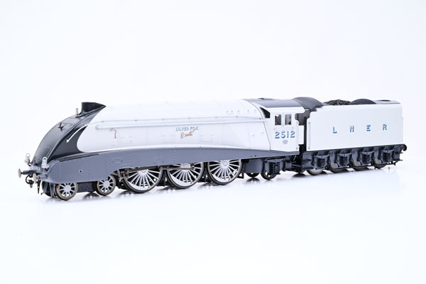 Dapol OO Gauge Black Label LNER Silver Class A4 No.2512 'Silver Fox' - DCC Sound, Boxed