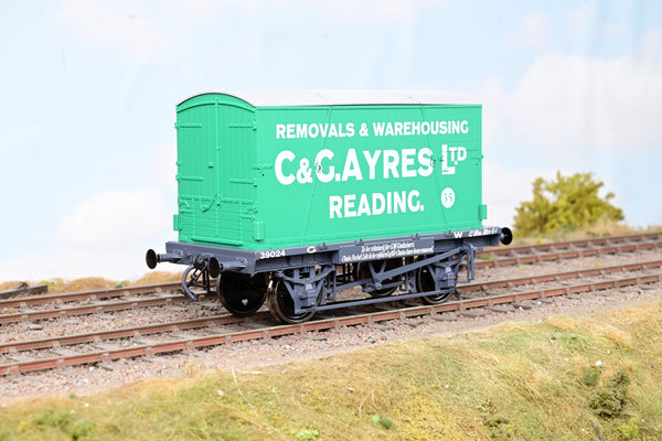 Dapol O Gauge 7F-037-012 GWR Dark Grey Conflat Wagon w/ 'C&G Ayres Ltd' Container No.37024 - Boxed