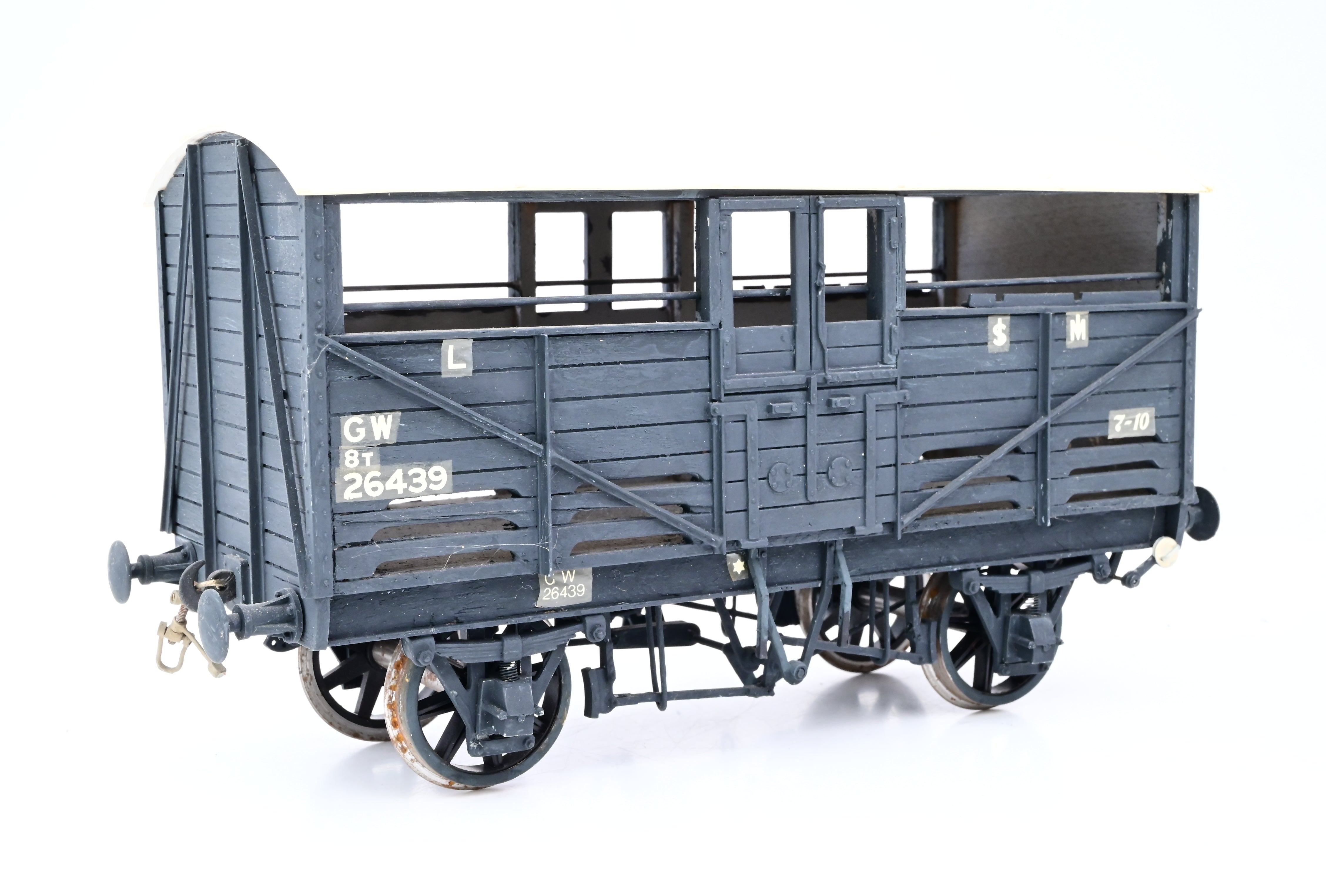 Kit Built Gauge 1 10mm GWR Dark Grey 8T Cattle Wagon No.26439 - Unboxed