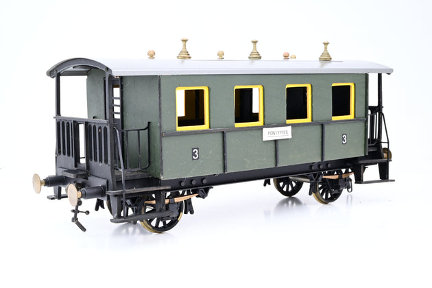 Aster Gauge 1 1/32 Unlettered Green German Passenger Coach - Unboxed