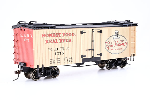 Spectrum On30 26467 'John Harvard's Brewhouse' Billboard Reefer No.1075 - Boxed