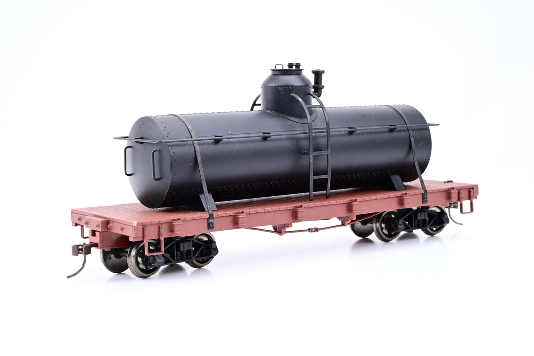 Spectrum On30 27199 Black Unlettered Tank Car - Boxed