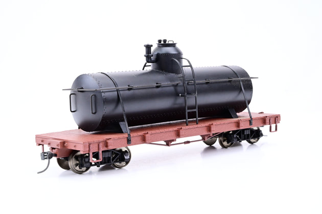 Spectrum On30 27199 Black Unlettered Tank Car - Boxed