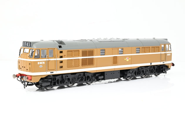 Hornby OO Gauge R3674 BR Class 31 'Golden Ochre' No.D5579 - Boxed