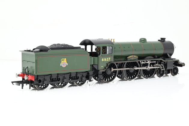 Hornby OO Gauge R2921 BR Green 4-6-0 Class B17/1 'Thorpe Hall' Early Emblem No.61637 - Boxed