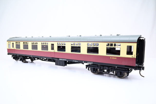 Accucraft Gauge 1 1:32 Scale BR Crimson & Cream MK1 SK Coach No.M25045 - Unboxed