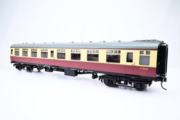 Accucraft Gauge 1 1:32 Scale BR Crimson & Cream MK1 SK Coach No.M25045 - Unboxed