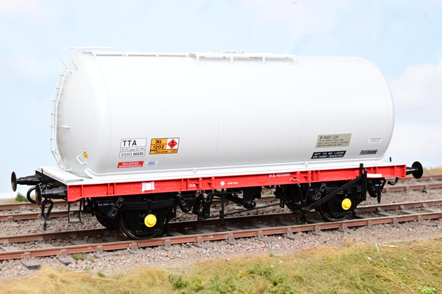 Dapol O Gauge 7F-064-009 TTA 45 Tank Wagon Esso Grey No.6045 - Boxed