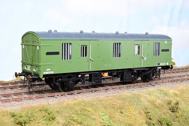 Heljan 7mm O Gauge 9405 BR Olive Green Mk1 CCT No.ADB977019 - Boxed