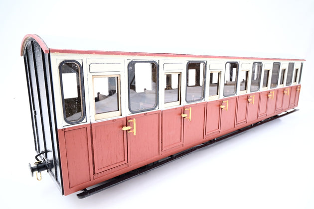 Resurgam Models 16mm Ffestiniog Railway ‘Carriages 22 / 26’ - Modern Condition