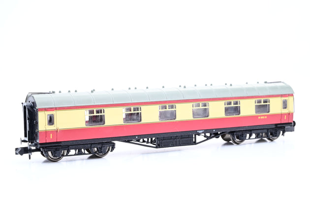 Graham Farish N Gauge 374-846B BR Crimson & Cream Stanier First Corridor Coach No.M1052M - Boxed