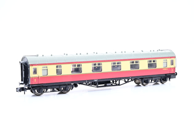 Graham Farish N Gauge 374-846B BR Crimson & Cream Stanier First Corridor Coach No.M1052M - Boxed