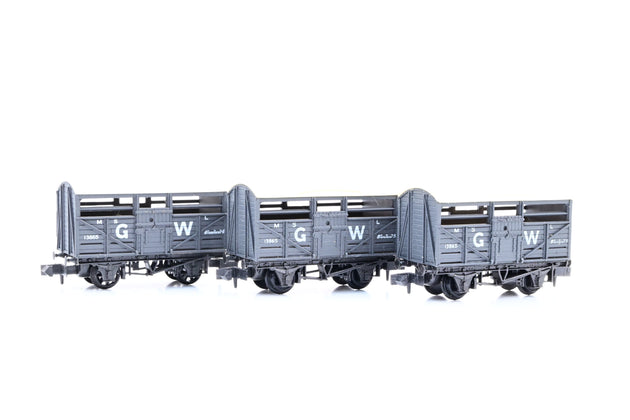 Peco N Gauge Rake of 3 GWR Cattle Wagons