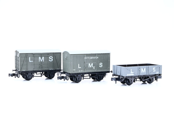Peco N Gauge Assortment of 3 LMS Wagons
