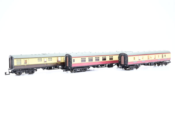 Graham Farish N Gauge Rake of 3 Crimson/Chocolate & Cream MK1 Coaches - Unboxed