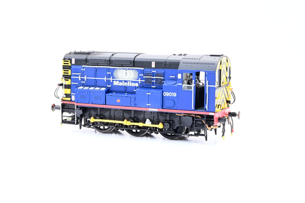 Hornby OO Gauge Class 09 Mainline Livery Wasp Sripes No.09019