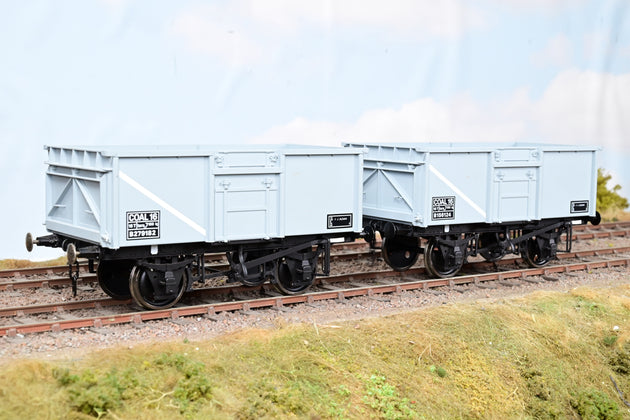 Lionheart O Gauge LHT730060 Twin Pack 16T Steel Wagons BR Grey No.B156124 B279182 - Boxed