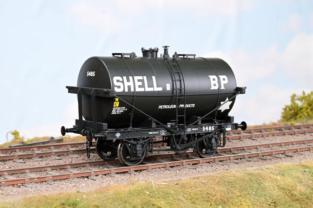 Dapol O Gauge Shell Black Tank Wagon No.5485 - Boxed