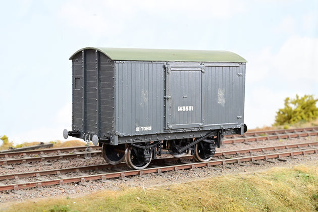 Parkside Dundas O Gauge PS04 LNER 12T Goods Van No.143531 - Boxed