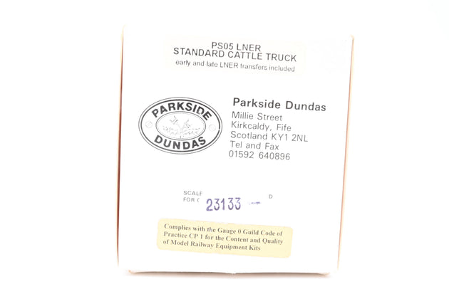 Parkside Dundas O Gauge PS05 LNER Cattle Truck LNER Grey No.150864 - Boxed