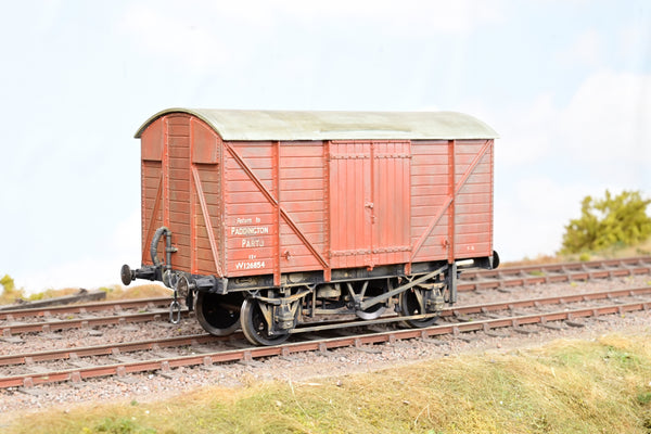 Parkside Dundas O Gauge BR 12 Ton Parto Van No.W126854 - Boxed