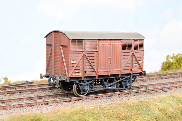 Parkside Dundas O Gauge BR 12 Ton Fruit Van No.W134152 - Boxed