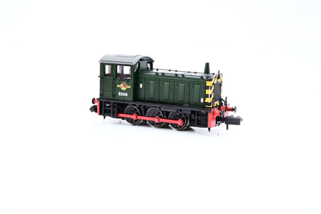 Graham Farish N Gauge 371-050 Class 04 Shunter BR Green Late Crest No.D2246 - Boxed