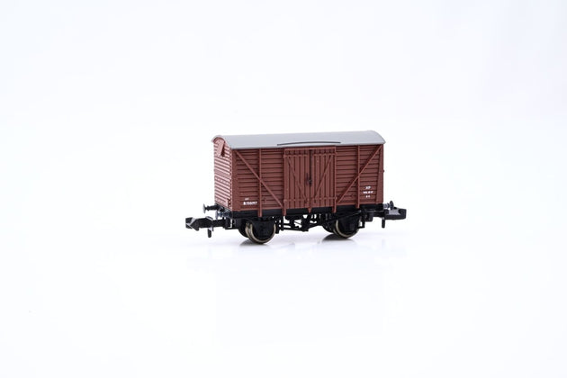 Graham Farish N Gauge 373-700 12 Ton Ventilated Box Van Planked Sides BR Bauxite No.W11275 - Boxed