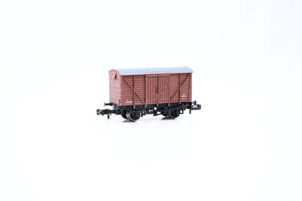 Graham Farish N Gauge 373-726 10 Ton Insulated Box Van Planked Sides BR Bauxite No.B755180 - Boxed