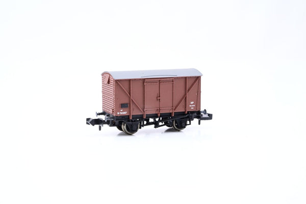 Graham Farish N Gauge 373-751 12 Ton Ventilated Box Van Plywood Sides BR Bauxite No.B784887 - Boxed