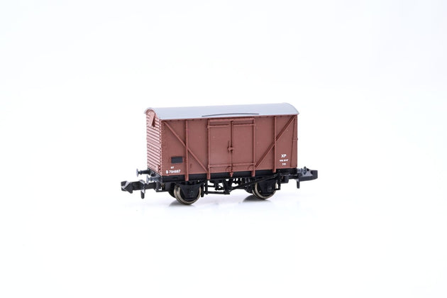 Graham Farish N Gauge 373-751 12 Ton Ventilated Box Van Plywood Sides BR Bauxite No.B784887 - Boxed