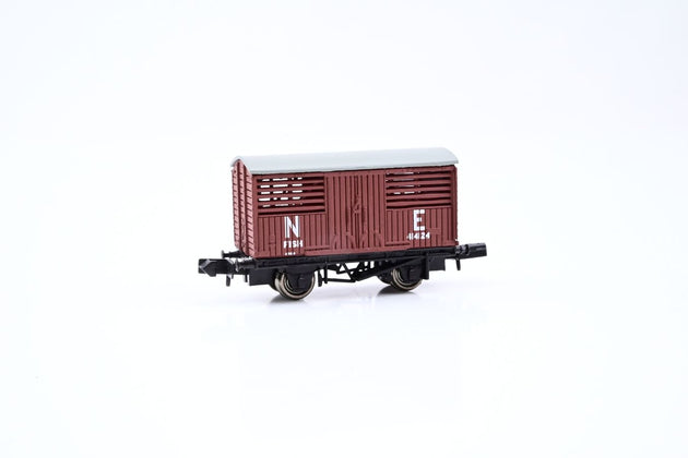 Graham Farish N Gauge 373-225 12 Ton Fish Van NE Brown No.414124 - Boxed
